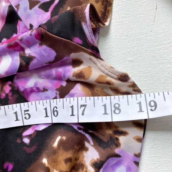 Unbranded Purple Floral and Animal Print Short Sleeve Top - Picture 8 of 11